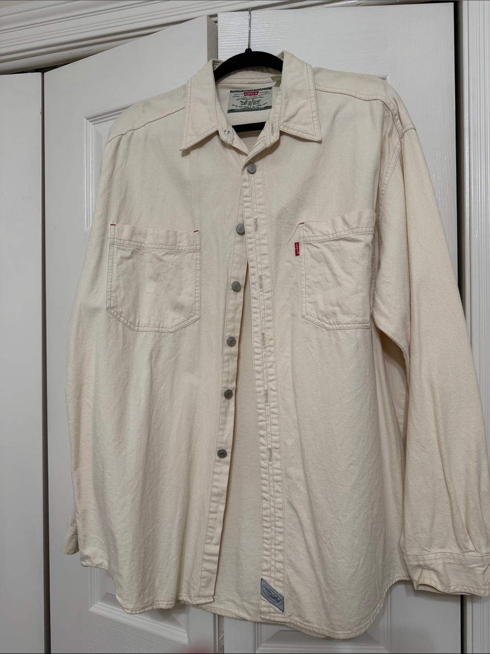 Vintage Levi's Cream Button-Front Shirt Jacket
